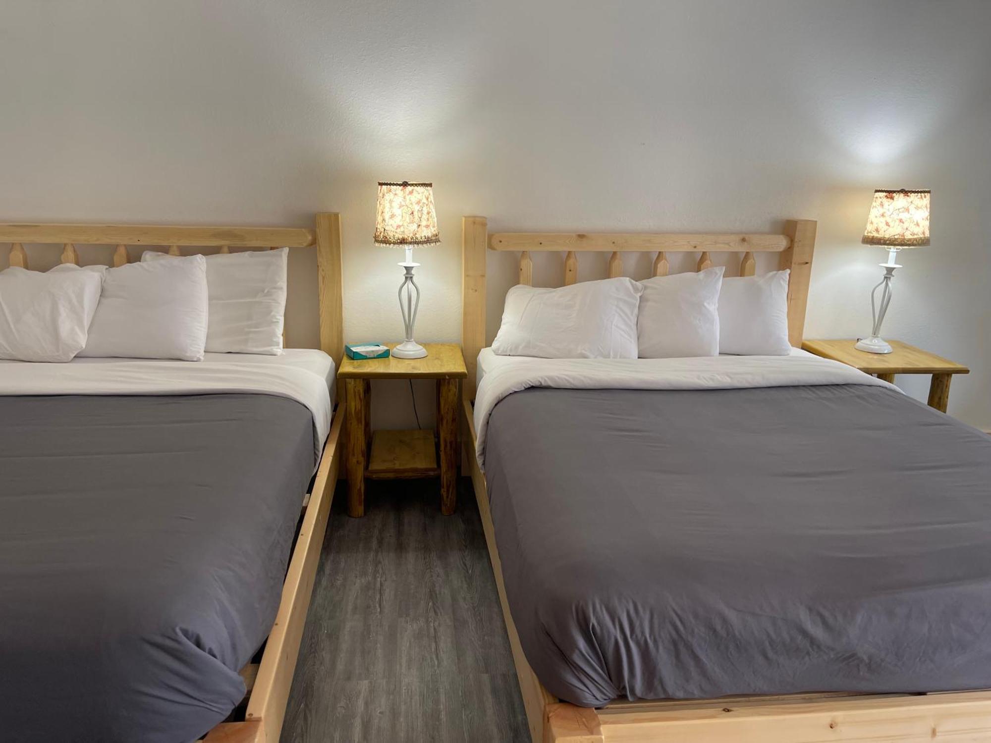 Kootenai Valley Motel 보너스페리 외부 사진