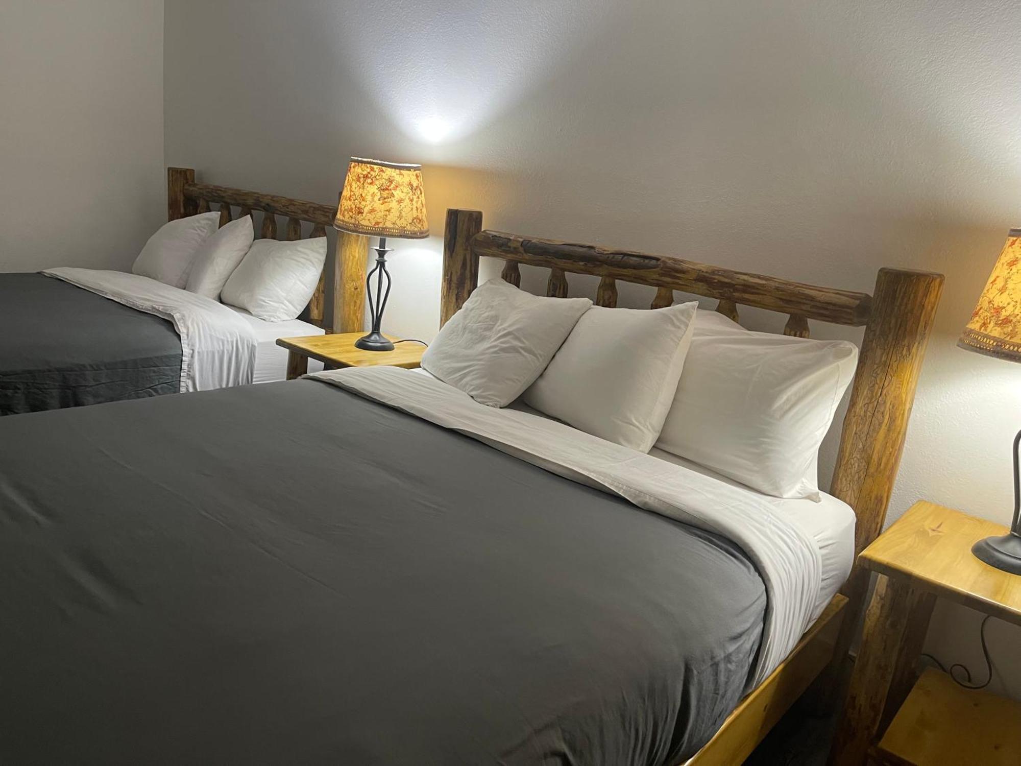 Kootenai Valley Motel 보너스페리 외부 사진
