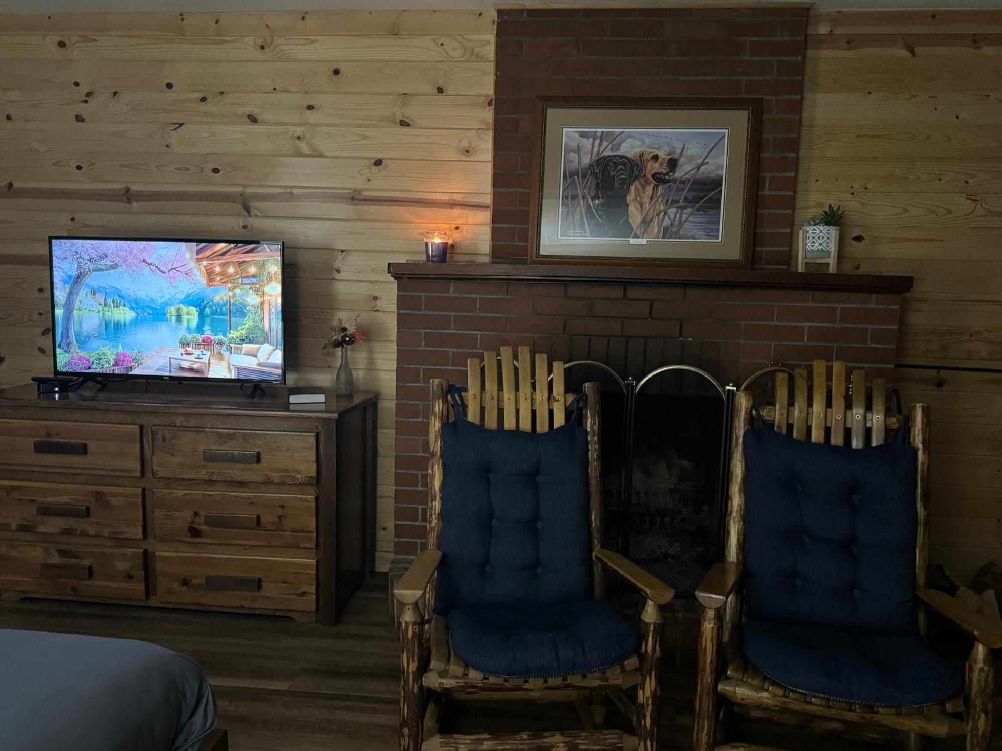 Kootenai Valley Motel 보너스페리 외부 사진